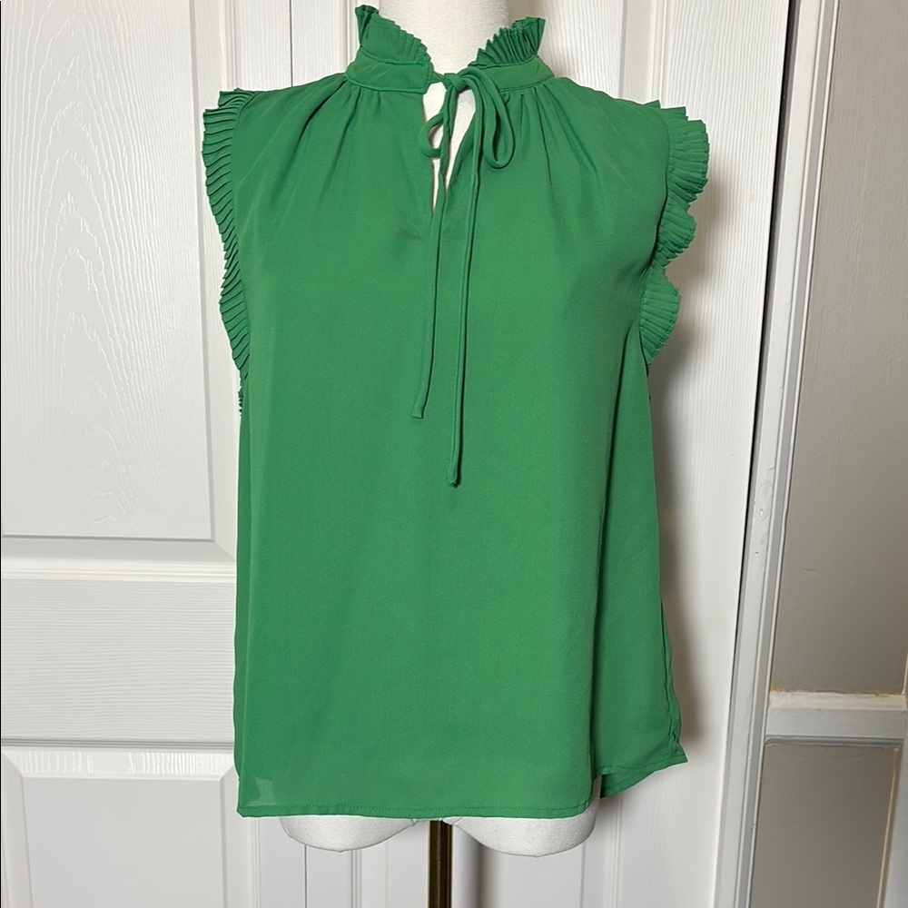 NWT Boutique Green Sleeveless Ruffle Top